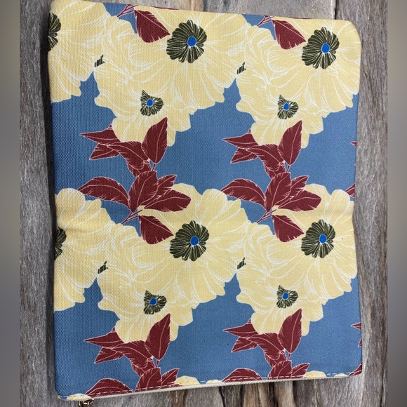 RACHEL PALLY CLUTCH - Picture 5 of 5